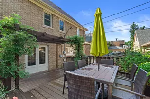 4914 N Woodburn St, Whitefish Bay, WI 53217 - Photo 48