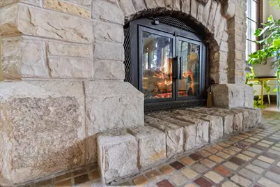 4914 N Woodburn St, Whitefish Bay, WI 53217 - Photo 8