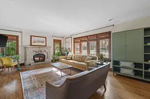 4914 N Woodburn St, Whitefish Bay, WI 53217 - Photo 6