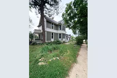300 W Chestnut St, Burlington, WI 53105 - Photo 14