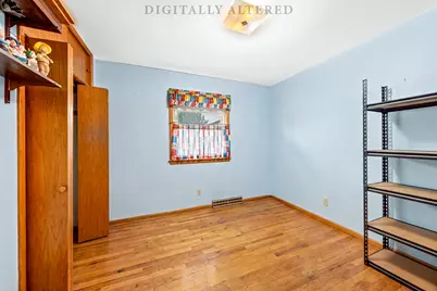 916 S 120th St, West Allis, WI 53214 - Photo 18