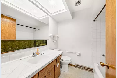 916 S 120th St, West Allis, WI 53214 - Photo 20