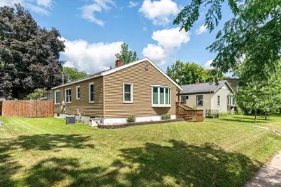 2119  Farnam St, La Crosse, WI 54601 - Photo 14