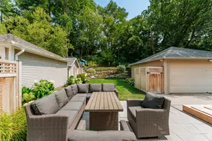 1306 Martha Washington Dr, Wauwatosa, WI 53213 - Photo 24