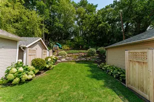 1306 Martha Washington Dr, Wauwatosa, WI 53213 - Photo 26