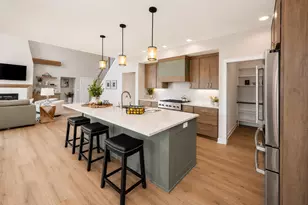 W214N6672 Fairview Dr, Menomonee Falls, WI 53051 - Photo 8