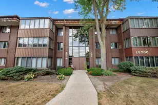 N85W15700 Ridge Rd, Menomonee Falls, WI 53051 - Photo 2