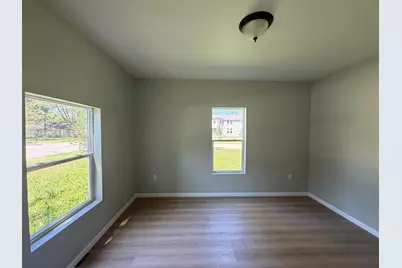 1301  Garland St, Allouez, WI 54301 - Photo 24