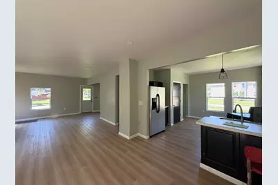1301  Garland St, Allouez, WI 54301 - Photo 28