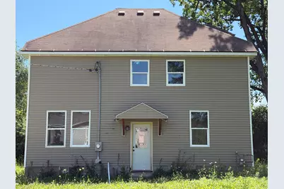 1301  Garland St, Allouez, WI 54301 - Photo 4