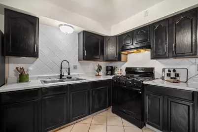 10340 W Rogers St, West Allis, WI 53227 - Photo 22