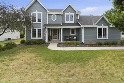 1025 E Meadow Ter, Oak Creek, WI 53154 - Photo 2