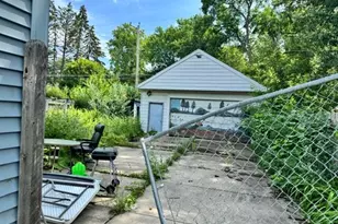 5026 N 60th St, Milwaukee, WI 53218 - Photo 6