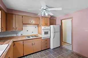 2027 Markham St, Manitowoc, WI 54220 - Photo 16
