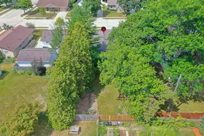 2027  Markham St, Manitowoc, WI 54220 - Photo 42