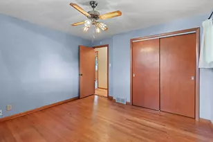 2027 Markham St, Manitowoc, WI 54220 - Photo 22