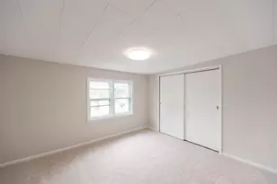 2502 W Kimberly Ave, Milwaukee, WI 53221 - Photo 8