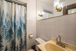10340 W Rogers St, West Allis, WI 53227 - Photo 12