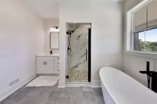 699 Greenview Cir, Geneva, WI 53147 - Photo 6