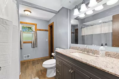 W230S5930  Molla Dr, Waukesha, WI 53189 - Photo 18