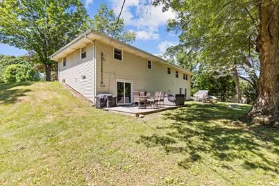 W230S5930  Molla Dr, Waukesha, WI 53189 - Photo 36