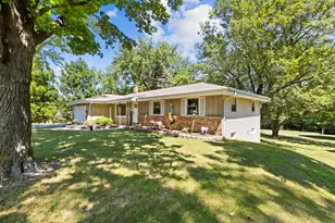 W230S5930 Molla Dr, Waukesha, WI 53189 - Photo 1