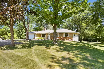 W230S5930  Molla Dr, Waukesha, WI 53189 - Photo 2