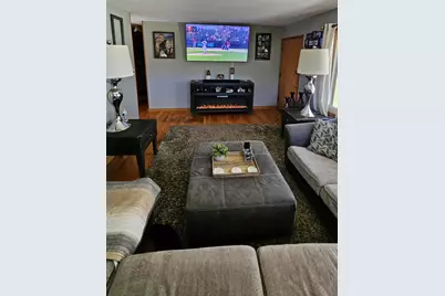 8029 W Marion St, Milwaukee, WI 53222 - Photo 8