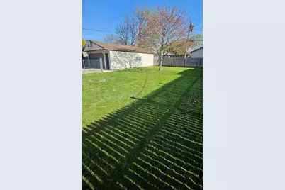 8029 W Marion St, Milwaukee, WI 53222 - Photo 4