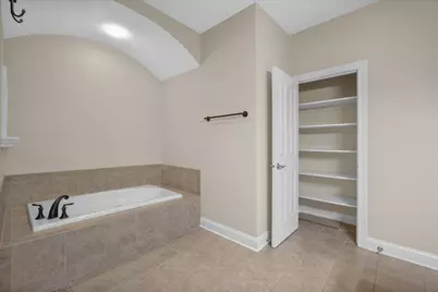 17490  Crest Hill Dr #10, Brookfield, WI 53045 - Photo 26