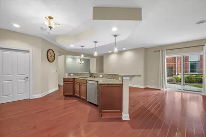 17490  Crest Hill Dr #10, Brookfield, WI 53045 - Photo 12