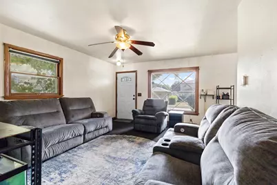 4929 N 89th St, Milwaukee, WI 53225 - Photo 4