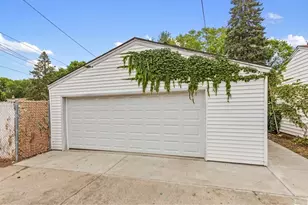 4929 N 89th St, Milwaukee, WI 53225 - Photo 18