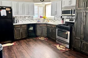 1868 19th Ave, Kenosha, WI 53140 - Photo 8
