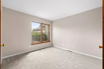 225 W Oak St, Grafton, WI 53024 - Photo 24