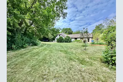 1894  Annette Ct, West Bend, WI 53090 - Photo 26
