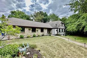 1894 Annette Ct, Trenton, WI 53090 - Photo 2