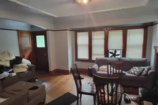 3859 N 24th Pl, Milwaukee, WI 53206 - Photo 12
