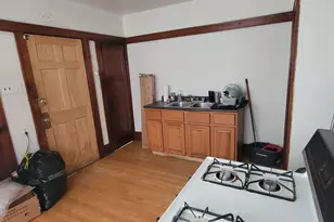 3859 N 24th Pl, Milwaukee, WI 53206 - Photo 6