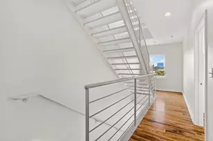 1725 N Palmer St, Milwaukee, WI 53212 - Photo 16
