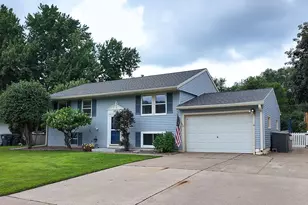 3054 29th Ct, La Crosse, WI 54601 - Photo 2