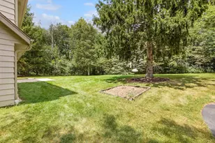 N11W31116 Bunker Hl Trl, Delafield, WI 53018 - Photo 38