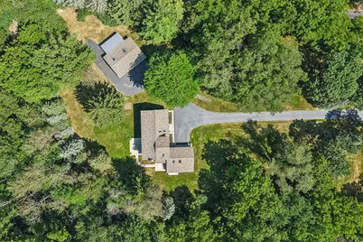 N11W31116  Bunker Hill Trl, Delafield, WI 53018 - Photo 2