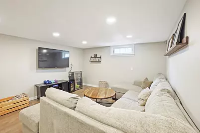 1964 S 91st St, West Allis, WI 53227 - Photo 18