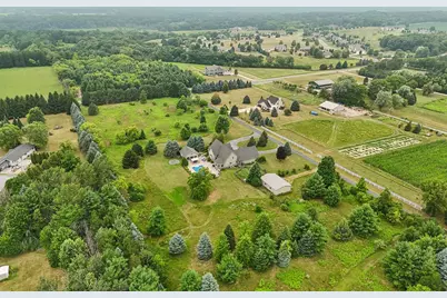 W287N8810  Center Oak Rd, Merton, WI 53029 - Photo 8