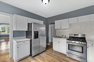 6220 W Girard Ave, Milwaukee, WI 53210 - Photo 2