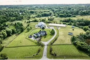 13700 N Riverland Rd, Mequon, WI 53097 - Photo 4