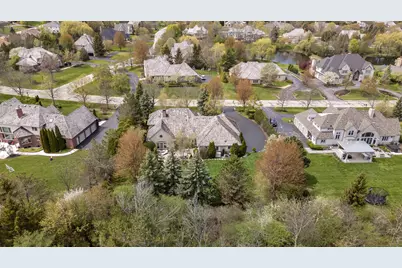 11404 N Justin Dr, Mequon, WI 53092 - Photo 22