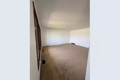 309 S Klein Dr, Waunakee, WI 53597 - Photo 6