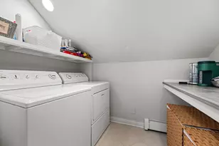 7857 N Lake Dr, Fox Point, WI 53217 - Photo 36